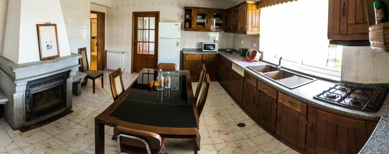 Casa Do Luzio Villa มาเซโด เด กาบาเลย์รอส ภายนอก รูปภาพ